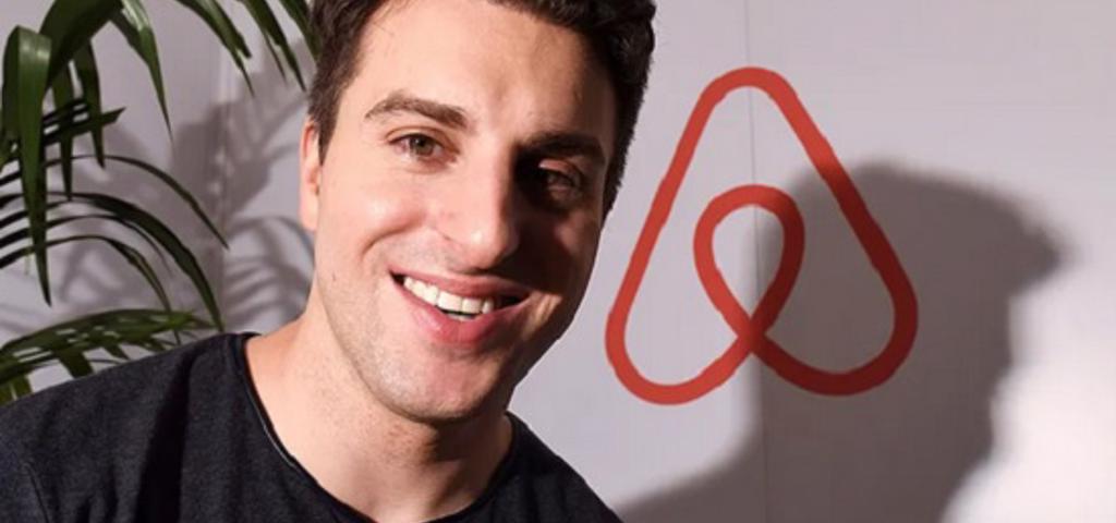Ο CEO της Airbnb προτρέπει τους Γάλλους να νοικιάσουν σπίτια για τους Ολυμπιακούς Αγώνες